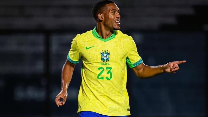 Rayan vem sendo destaque pelo Bournemouth –
