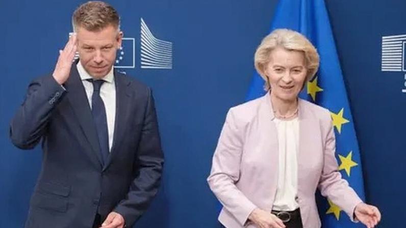 Péter Magyar was praised by Ursula von der Leyen for sending "strong messages" to the world