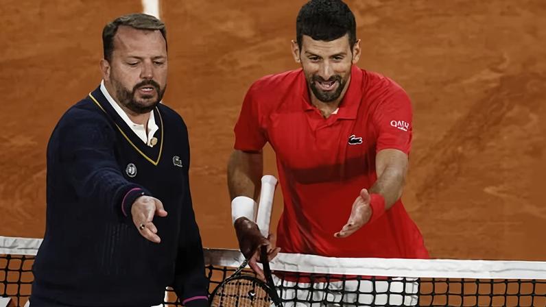 Djokovic e Sabalenka contestam prêmio do Aberto da França