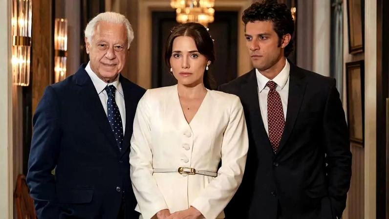 Arthur Brandão se casará com Adriana no capítulo desta segunda 1 de junho, em 'Quem ama cuida'.