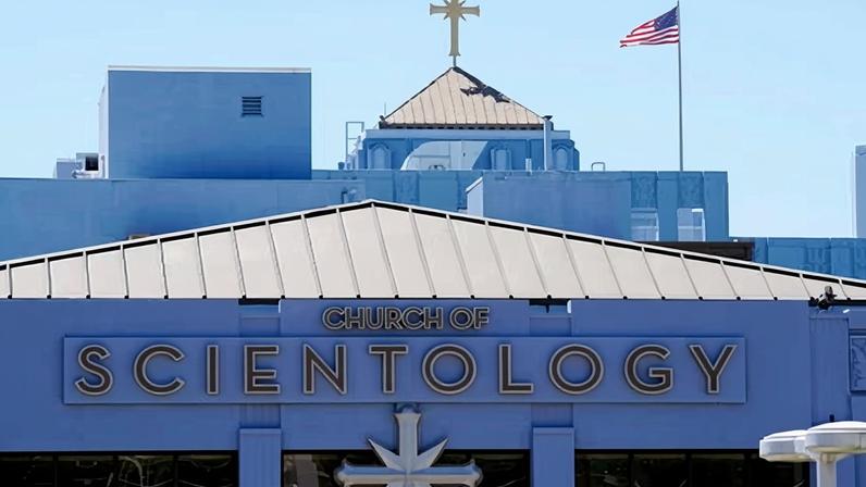 Group of boys and young men have been rushing the Church of Scientology in Los Angeles.