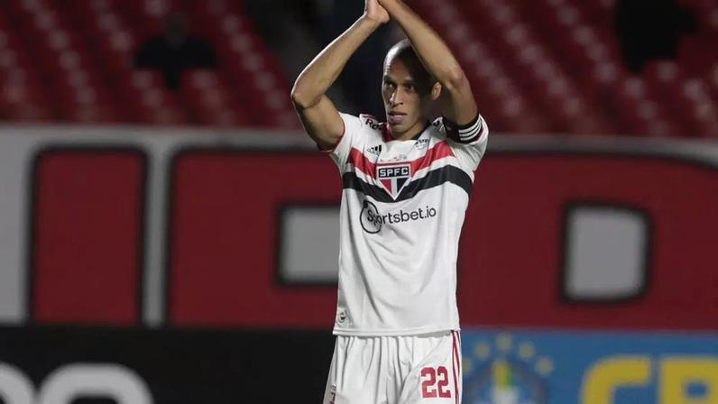 Miranda projeta jogo contra o Bahia longe do Morumbi e seu sonho com a camisa do São Paulo