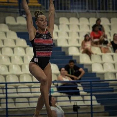 Medalhista brasileiro sofre queda e é levado ao hospital na ginástica artística