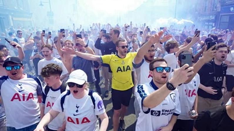 Tottenham fans heading to the game against Everton on the final day of the Premier League season