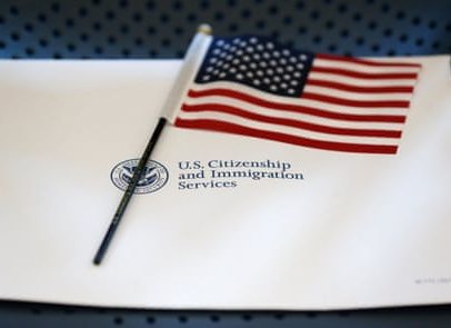 Solicitantes de green card nos EUA devem retornar ao país de origem para aplicar