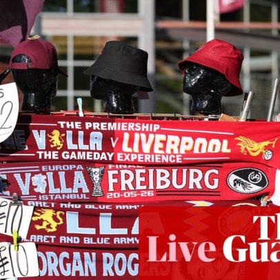 Arne Slot diz ter razões para acreditar que seguirá no Liverpool