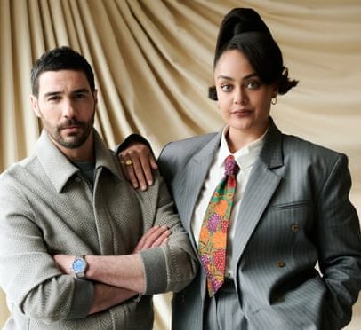 Dois astros da TV dizem que ficaram algemados juntos em todas as cenas