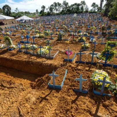 Negacionismo fez brasileiros perderem 3,4 anos de vida na pandemia
