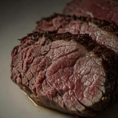 Estudo aponta relação entre carne vermelha e doença comum