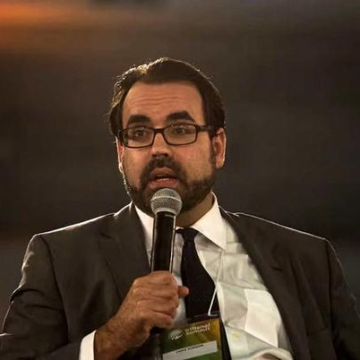 Eurasia aponta 30% de chance de candidato de direita chegar ao segundo turno