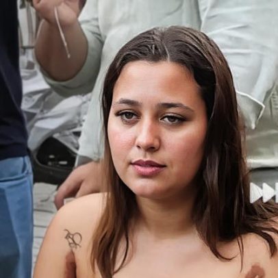 Mulher resgatada após 40+ horas no mar recebe alta; colega ainda sob cuidado
