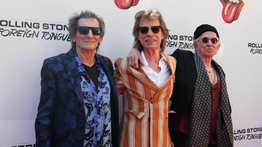 Ronnie Wood, Mick Jagger e Keith Richards chegam para evento no Brooklyn, em Nova York, para falar sobre o novo álbum dos Rolling Stones
