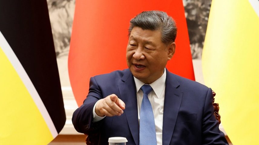O presidente da China, Xi Jinping, participa de uma cerimônia no Grande Salão do Povo, em Pequim