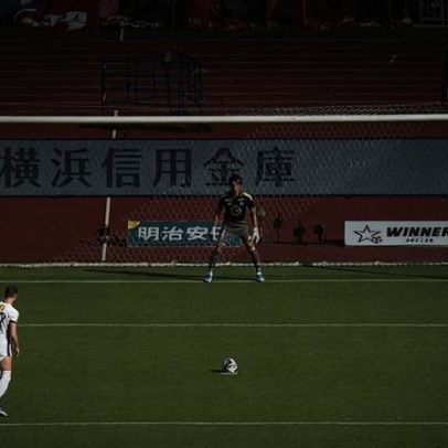 Pênalti de Aleksandar Cavric no duelo Yokohama F. Marinos vs Kashima Antlers