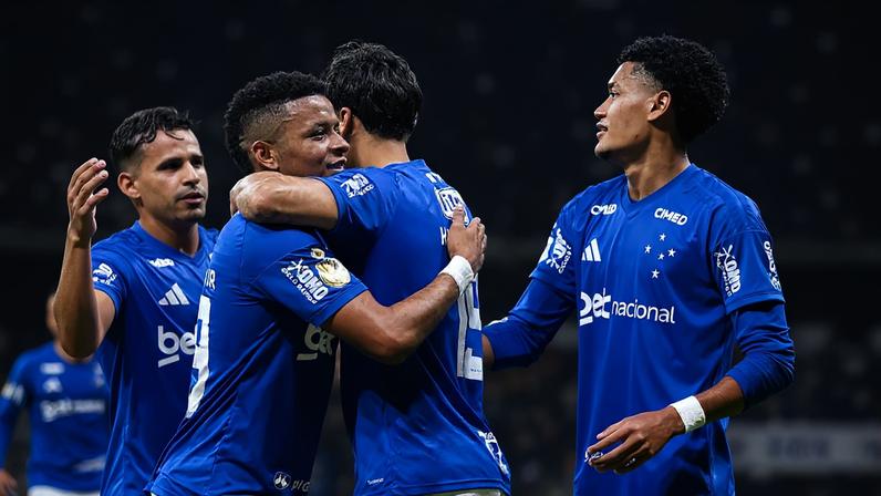 Kaio Jorge marcou de pênalti o gol do Cruzeiro, que venceu o Goiás e avançou na Copa do Brasil
