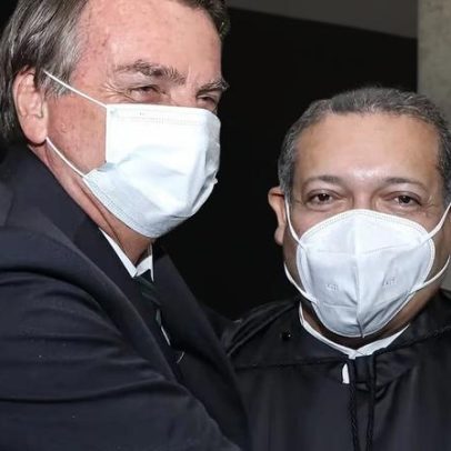 Nunes Marques abre prazo para PGR opinar sobre revisão condenação de Bolsonaro