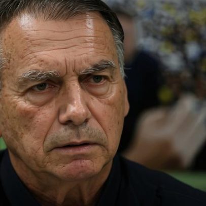 Cirurgia de Bolsonaro é concluída sem intercorrências, informa boletim médico
