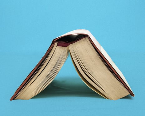 Não precisamos de livros de capa dura: caros, pesados e pouco práticos
