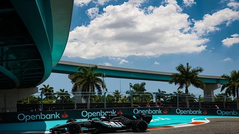 Ameaça de raios em Miami acompanha retorno da F1 com carros atualizados e novas regras