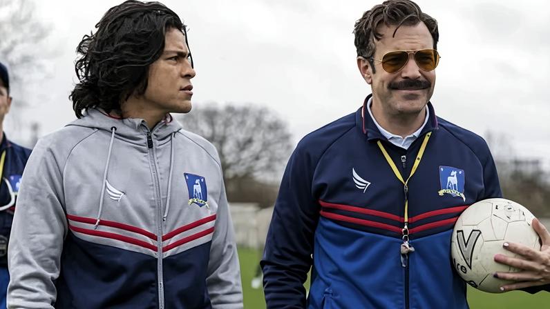 Cristo Fernández, ator de Ted Lasso, assina com clube profissional dos EUA