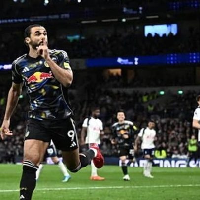 Calvert-Lewin empata contra Spurs e deixa luta pela permanência em aberto