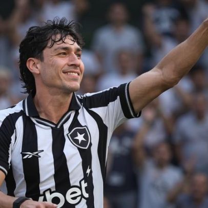 Ferraresi faz seu primeiro gol pelo Botafogo após jejum de quase dois anos