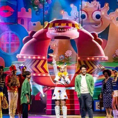 Espelho Mágico: musical encanta com nostalgia, mas dois erros alertam fãs