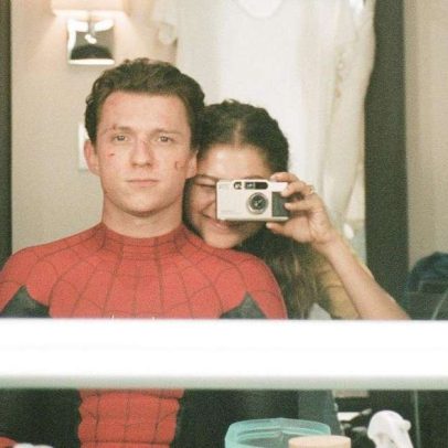 Tom Holland revela que faz crochê com Zendaya