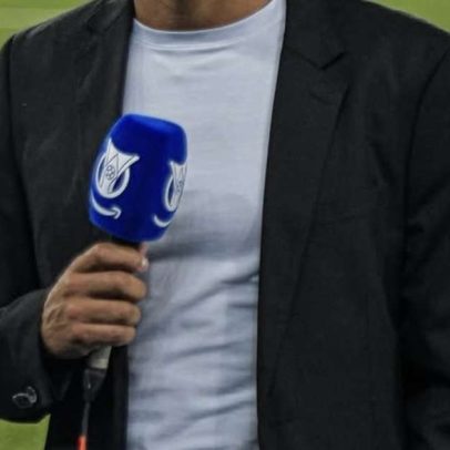 Léo Moura cobra laterais mais ofensivos e defende Neymar