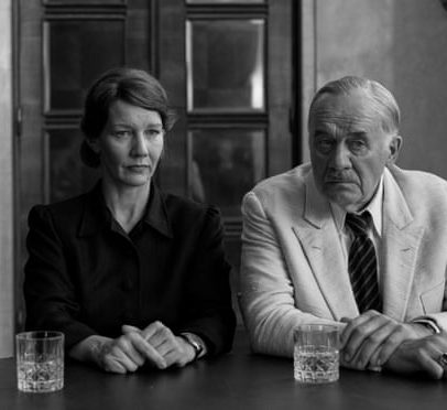 Fatherland mostra Sandra Hüller afiada em retorno contido de Pawlikowski