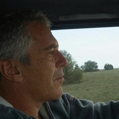 Sobreviventes de Epstein voltam a Palm Beach para audiência da Câmara