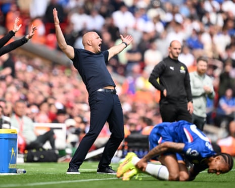 Arne Slot gesticulates on the touchline during Liverpool’s draw with Chelsea