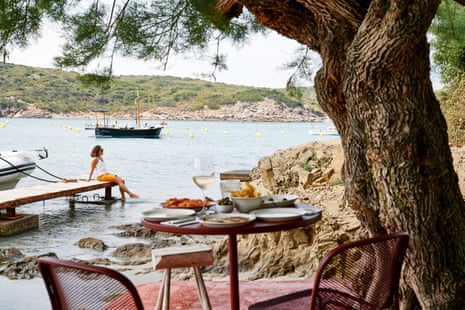 Tamarindos restaurant on Es Grau beach, Menorca, Spain