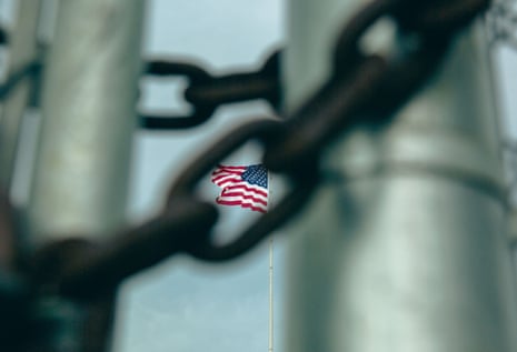 Pede-se a Trump evitar tomada ilegal de Cuba e uso de Guantánamo para detenção