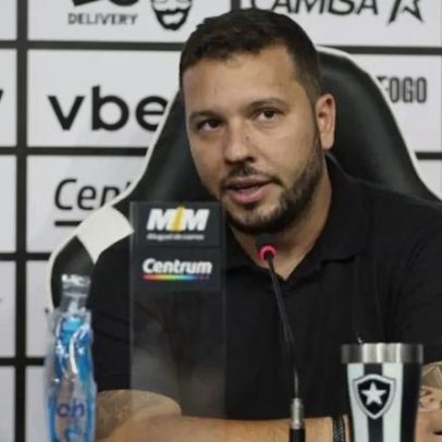 Alessandro Brito deixa o Botafogo