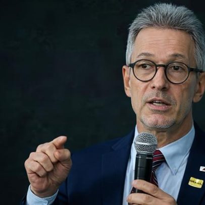 Zema diz que Flávio não apresentou explicação convincente sobre Vorcaro