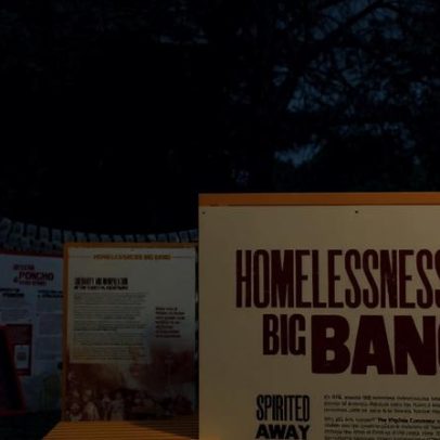 Exposição em Londres revela a história não contada da criminalização dos sem-teto