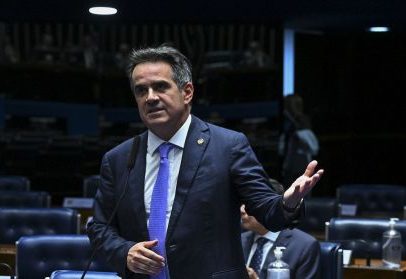 Partido de Ciro Nogueira adia ato que oficializaria apoio a Tarcísio
