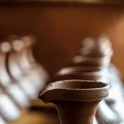 Método indiano milenar usa argila para resfriar ambientes sem ar-condicionado