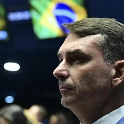 Flávio admite ter pedido dinheiro a Vorcaro para financiar filme sobre Bolsonaro