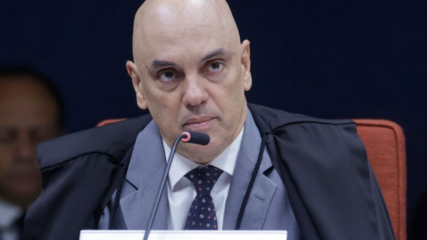 Brasília (DF), 14/10/2025 - Ministro Alexandre de Moraes durante sessão no STF de julgamento da Ação Penal 2694 -Núcleo 4 da trama golpista. Foto: Rosinei Coutinho/STF
