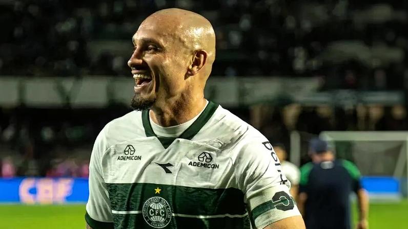 Maicon, zagueiro do Coritiba