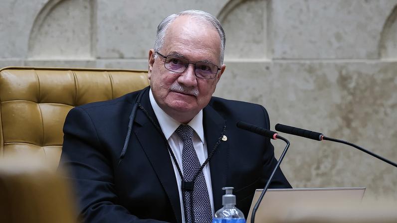 4 dez. 2025 - Ministro Edson Fachin em sessão plenária do Supremo Tribunal Federal (STF). Foto: Antonio Augusto/STF