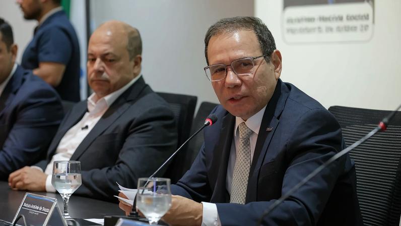 Nelson Antônio de Souza será questionado sobre detalhes da relação entre BRB e Banco Master. (Foto: Geovana Albuquerque/Agência Brasília)