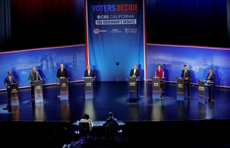 Candidatos ao governo da Califórnia debatem enquanto começa votação antecipada