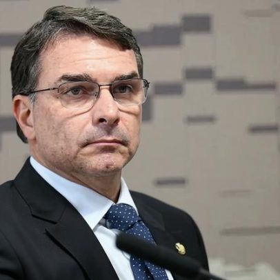 Flávio diz que Bolsonaro não encontrou Vorcaro durante crise do filme