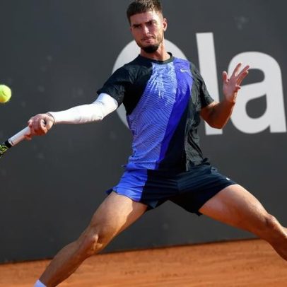 João Fonseca treina com rival nesta quarta em Roland Garros