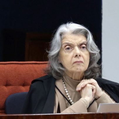 Cármen Lúcia anuncia saída do TSE