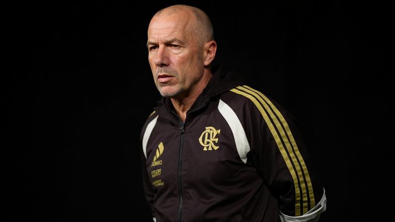 Leonardo Jardim na beira do campo em Corinthians x Flamengo (Foto: Adriano Fontes/ Flamengo)
