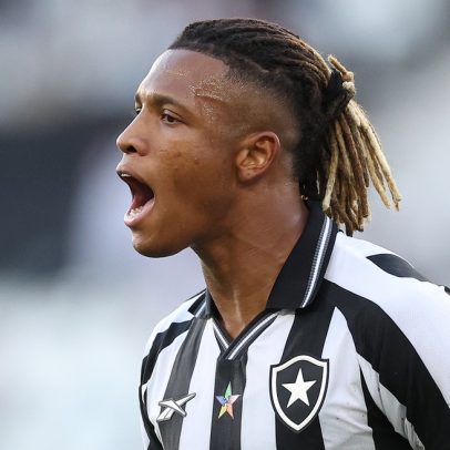 Danilo é cortado do Botafogo após 12 jogos Brasileirão por motivos pessoais
